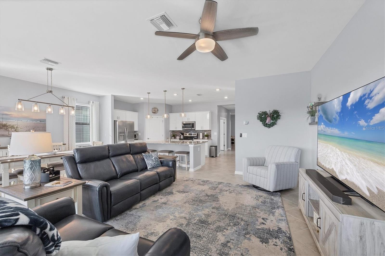 BISCAYNE LANDING - Residential