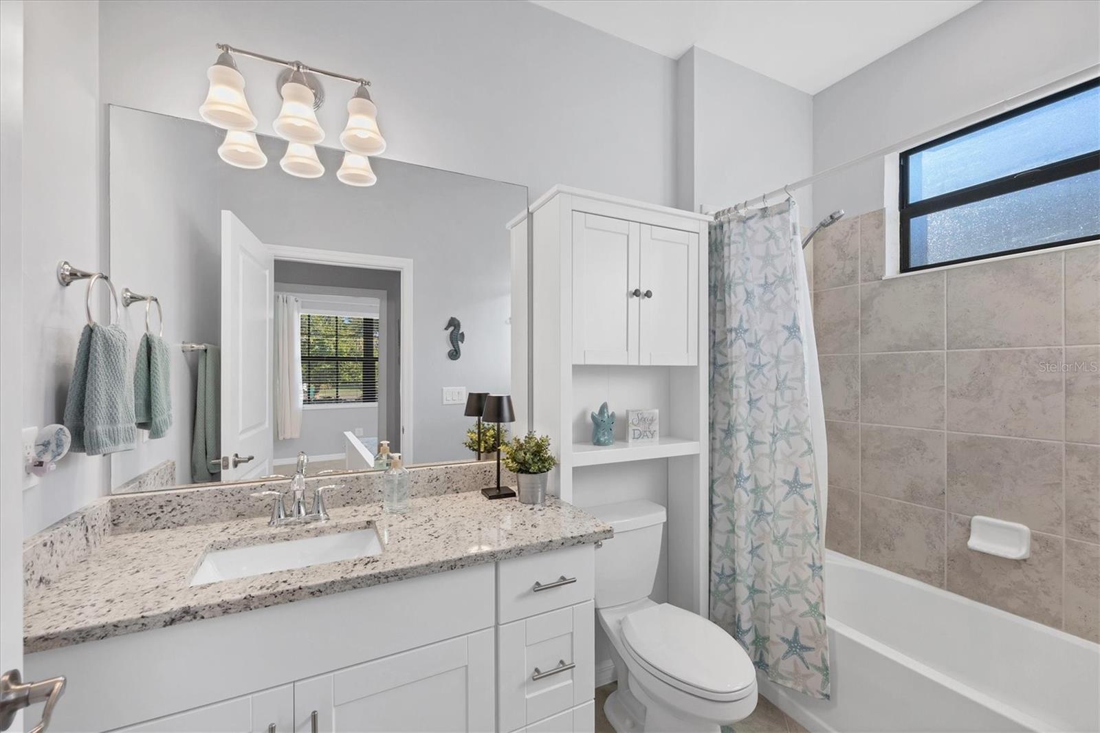 BISCAYNE LANDING - Residential