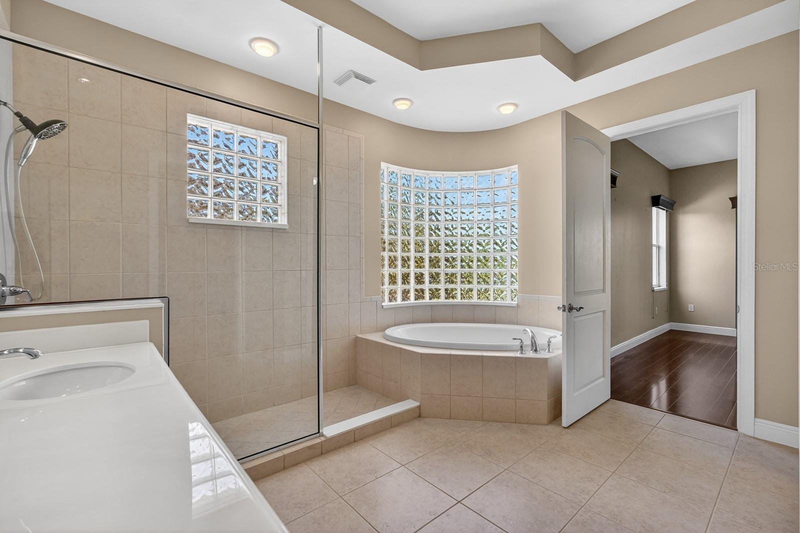 CASA BELLA I - Residential