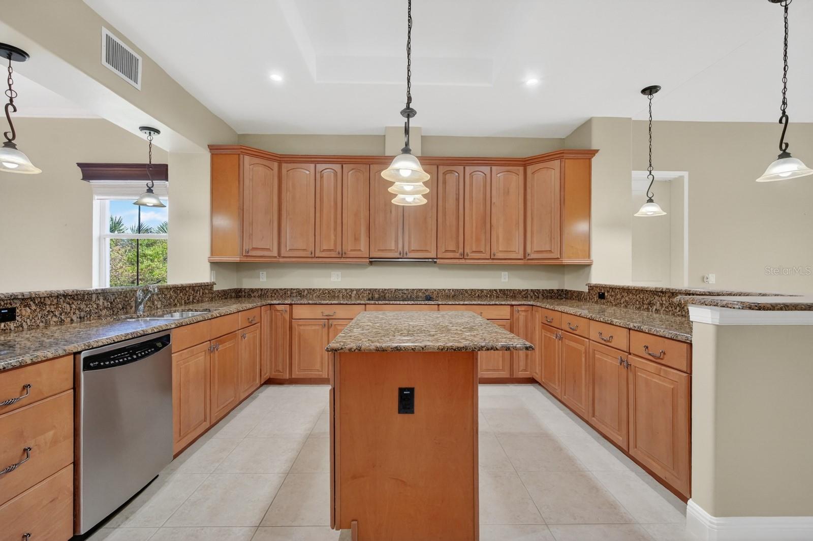 CASA BELLA I - Residential