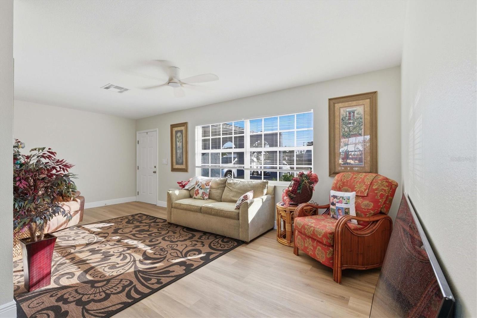 SPRING HILL - Residential