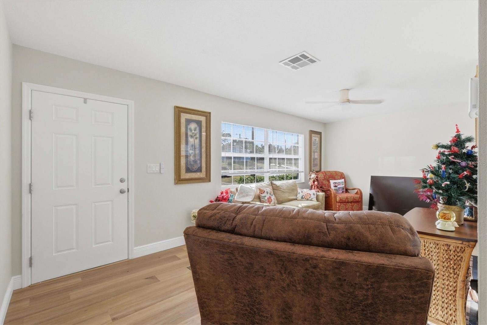 SPRING HILL - Residential