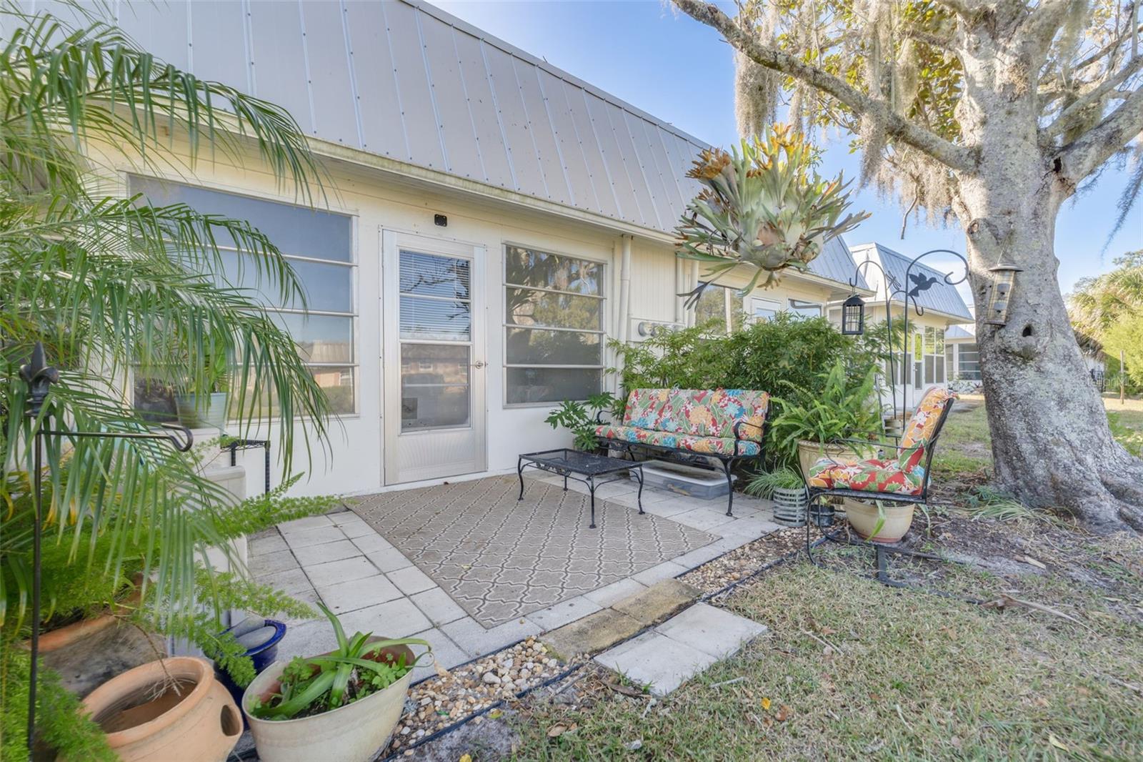 GARDENS OF BEACON SQUARE CONDO - Residential