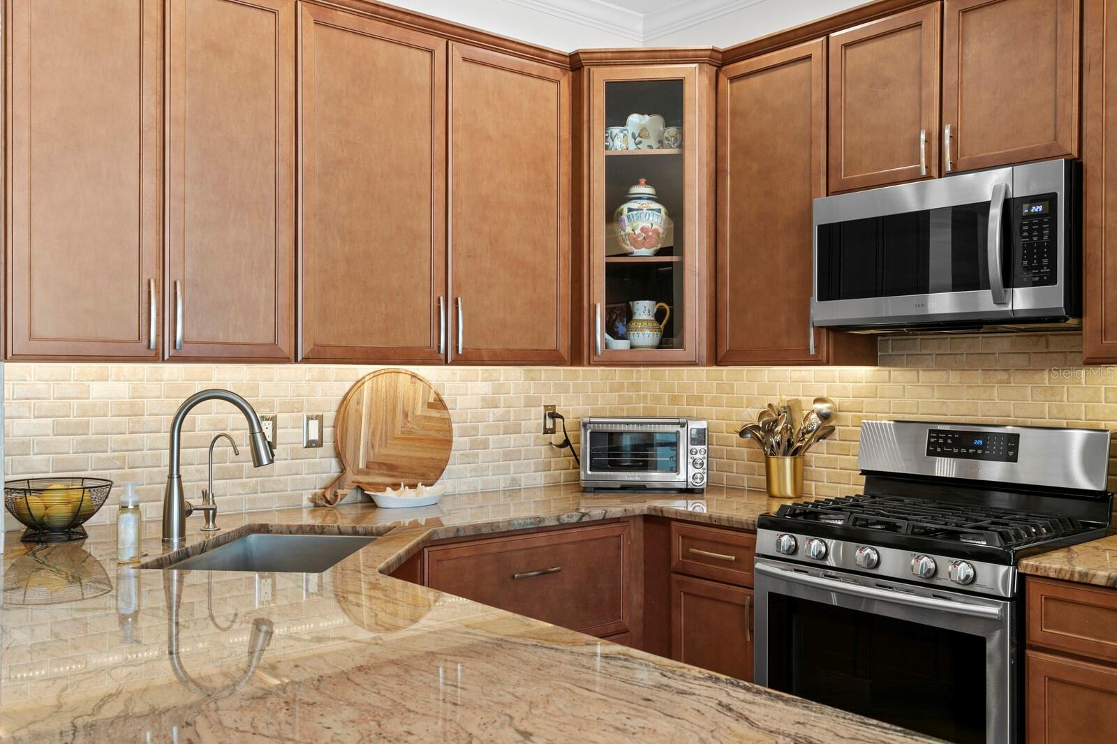 WESTCHASE SEC 323 REV - Residential