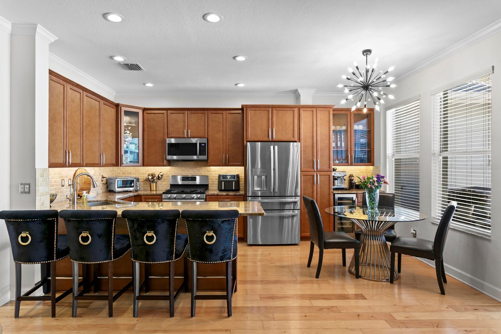 WESTCHASE SEC 323 REV - Residential