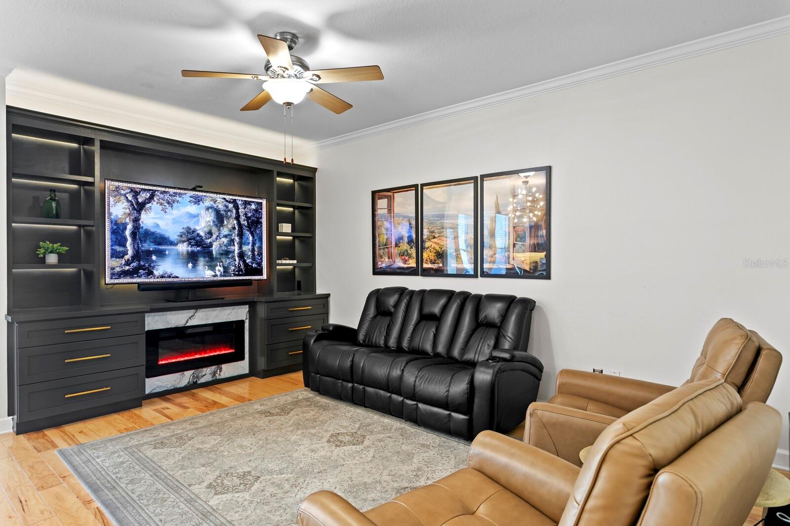 WESTCHASE SEC 323 REV - Residential