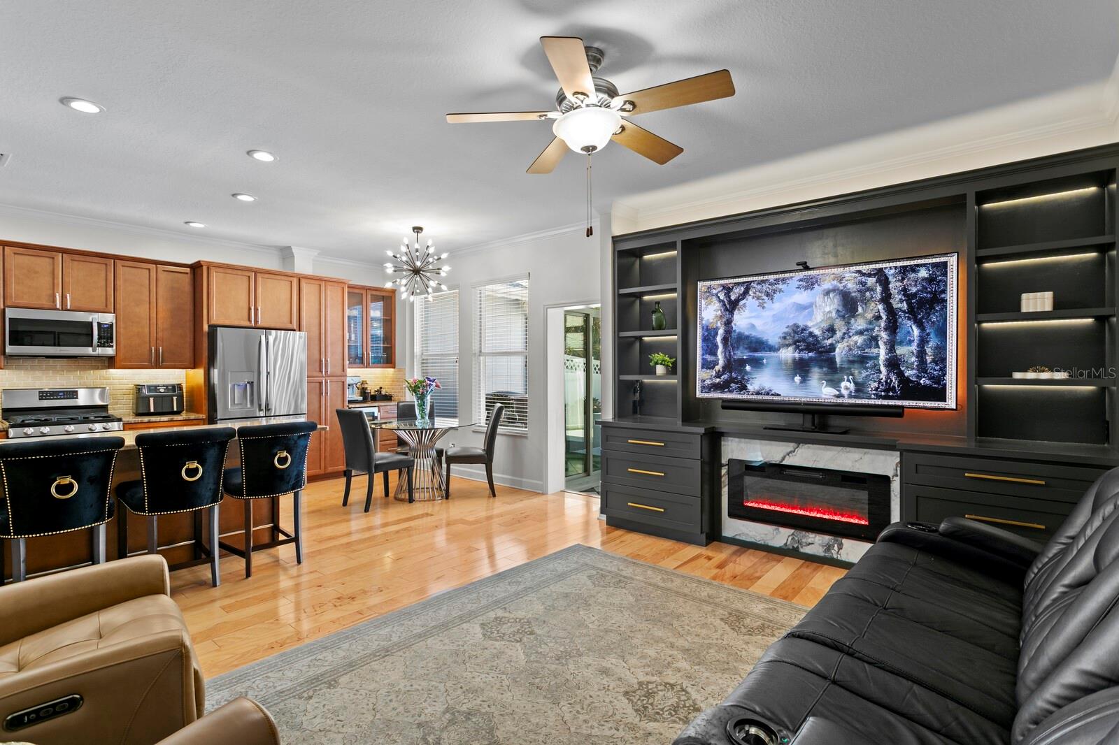 WESTCHASE SEC 323 REV - Residential