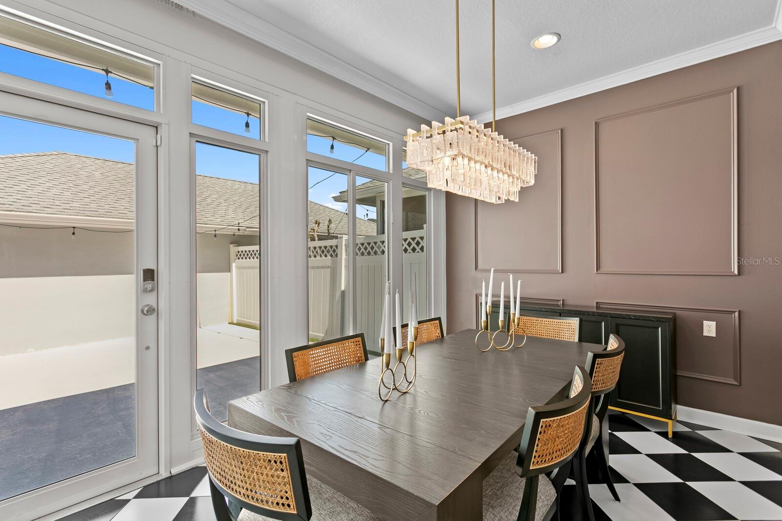 WESTCHASE SEC 323 REV - Residential