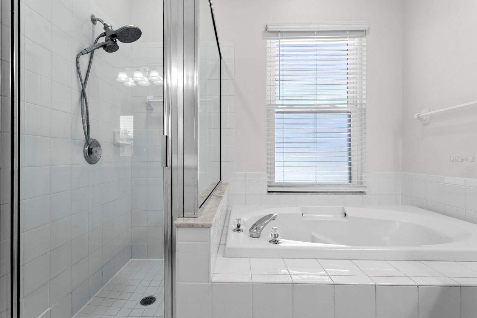 WESTCHASE SEC 323 REV - Residential