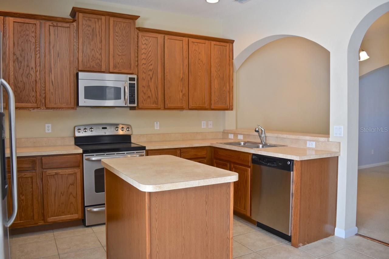 ENCLAVE/MOSS PARK - Residential