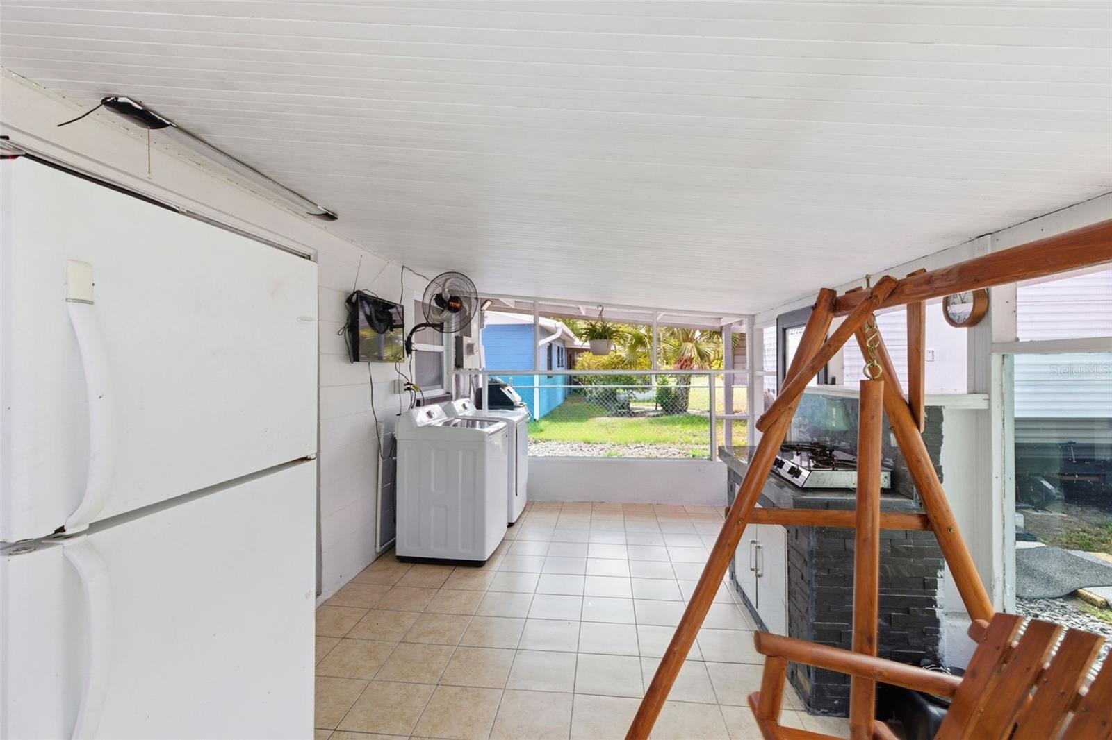 EASY ACRES - Residential