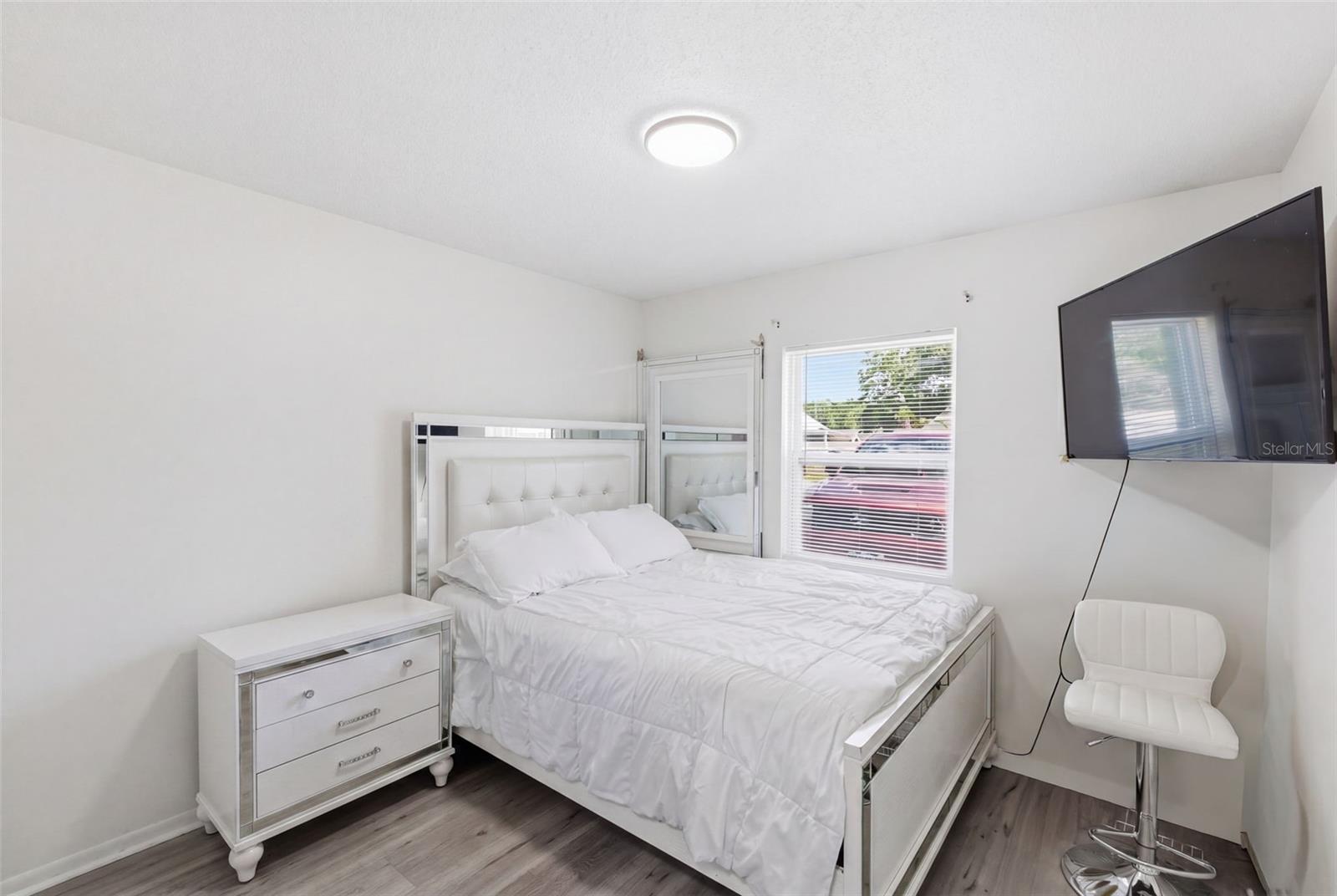 EASY ACRES - Residential