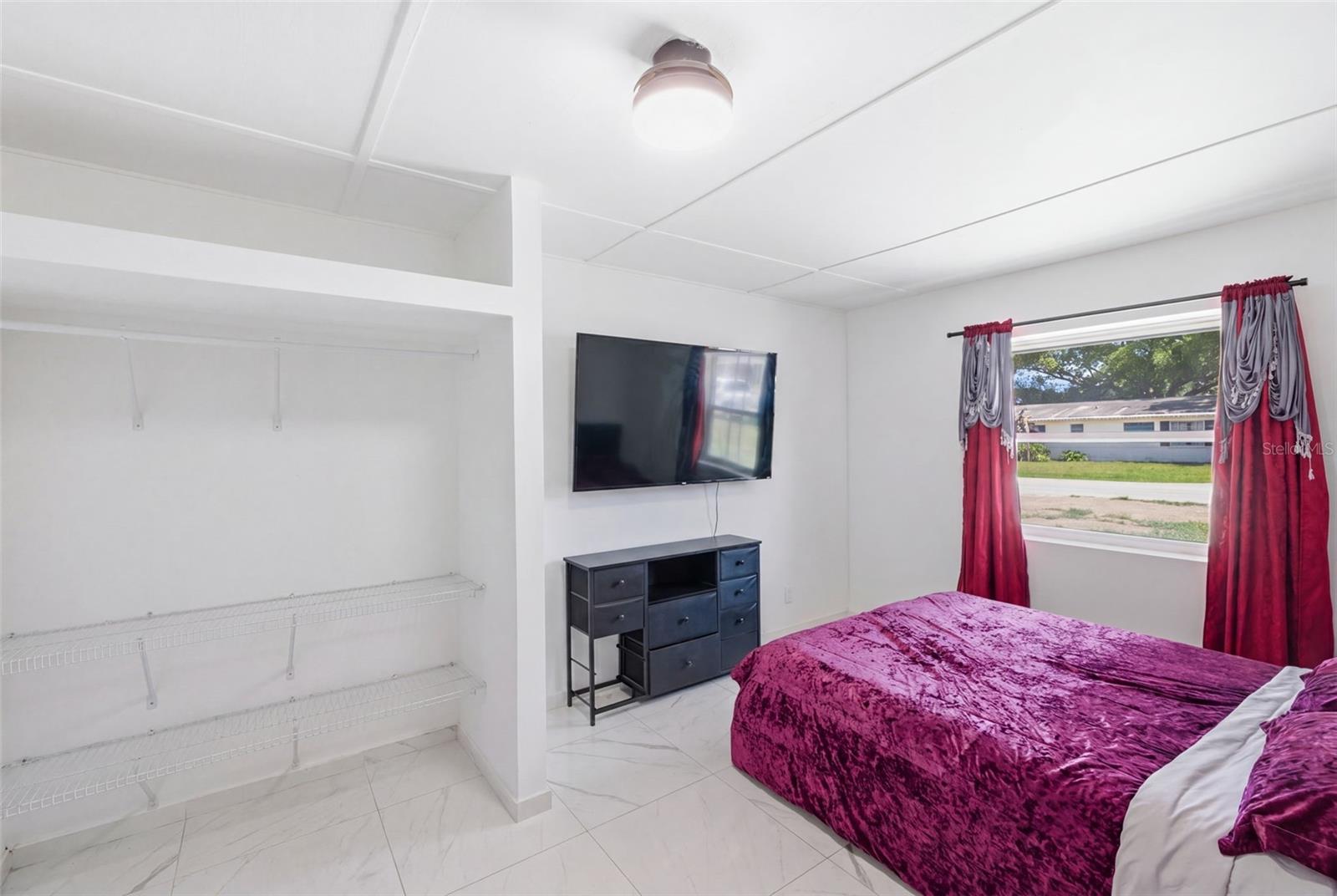 EASY ACRES - Residential