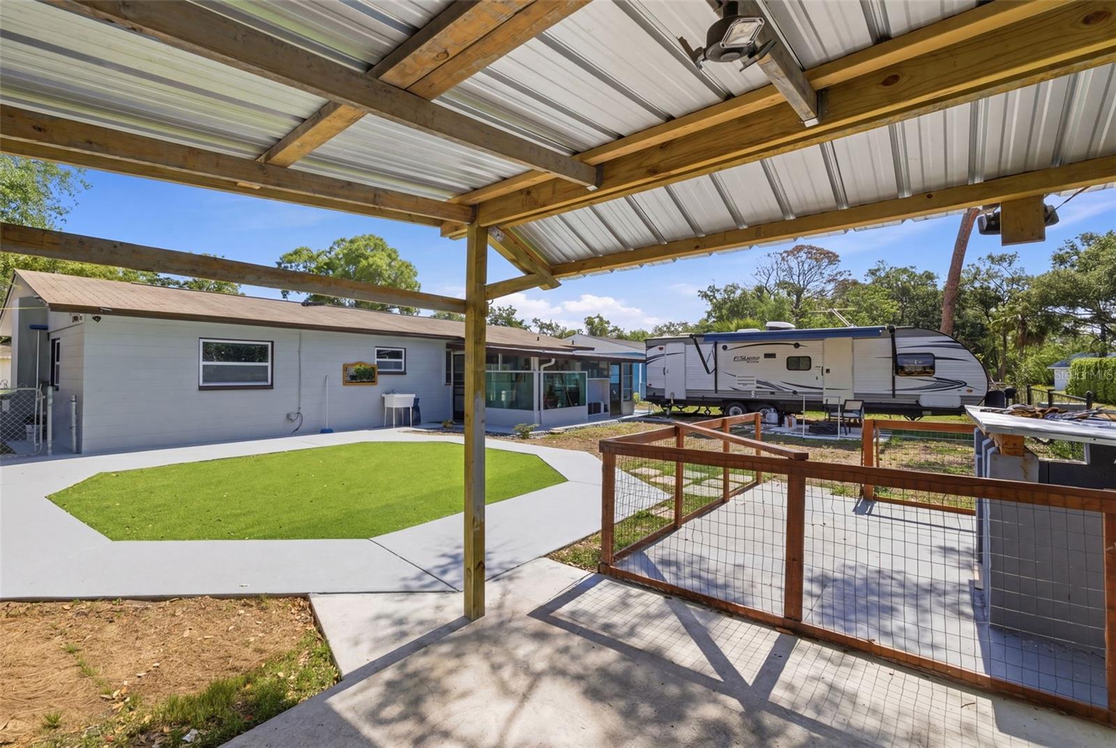 EASY ACRES - Residential