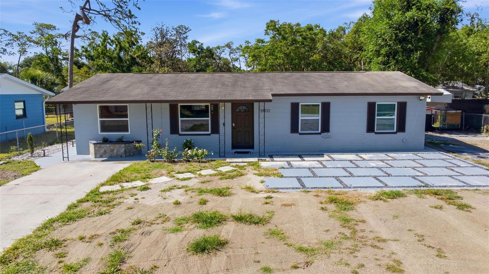 EASY ACRES - Residential