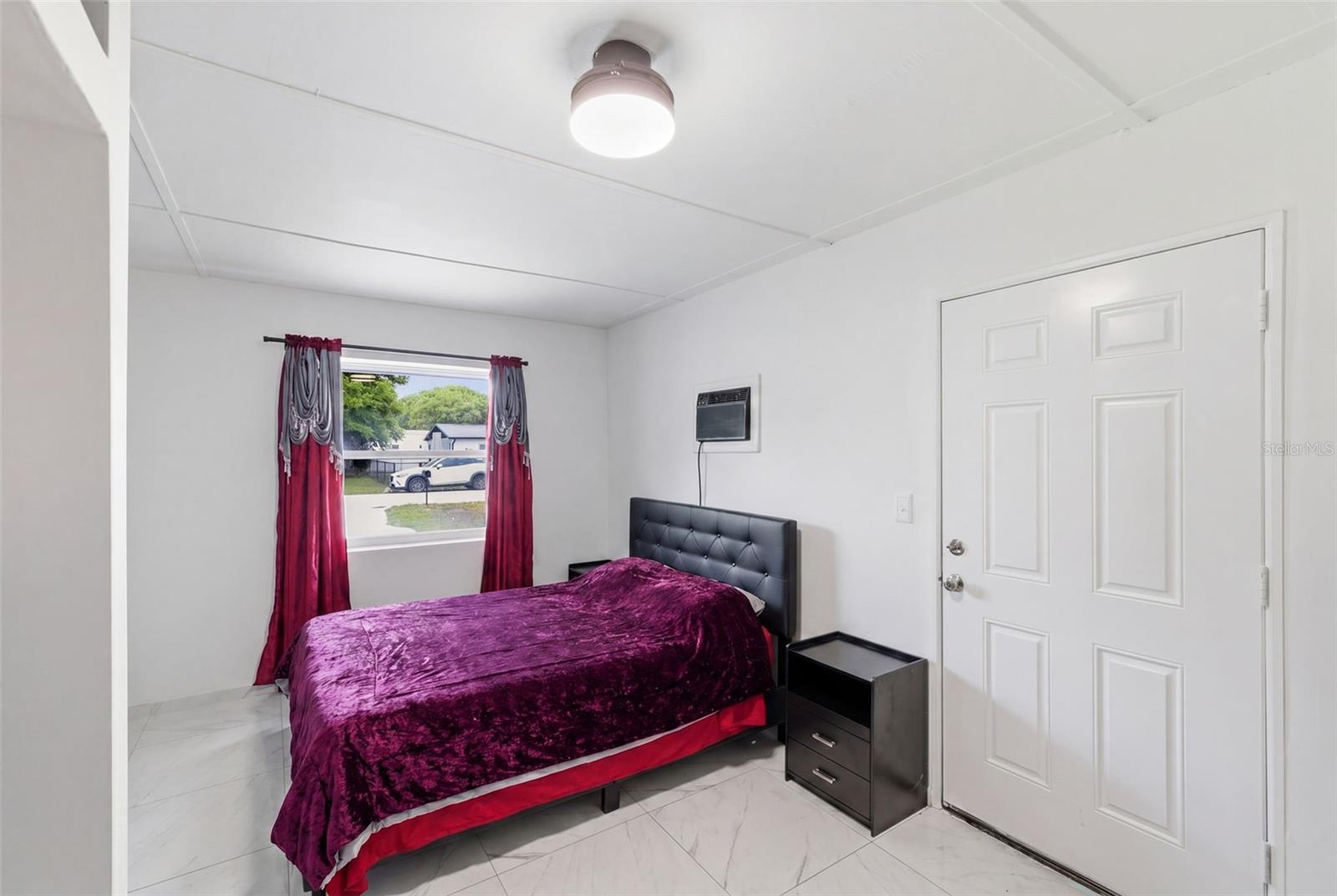 EASY ACRES - Residential