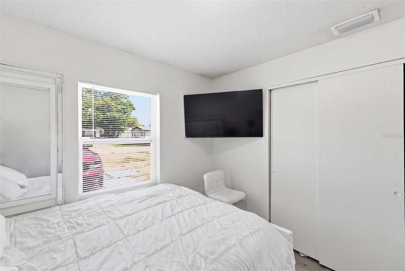 EASY ACRES - Residential