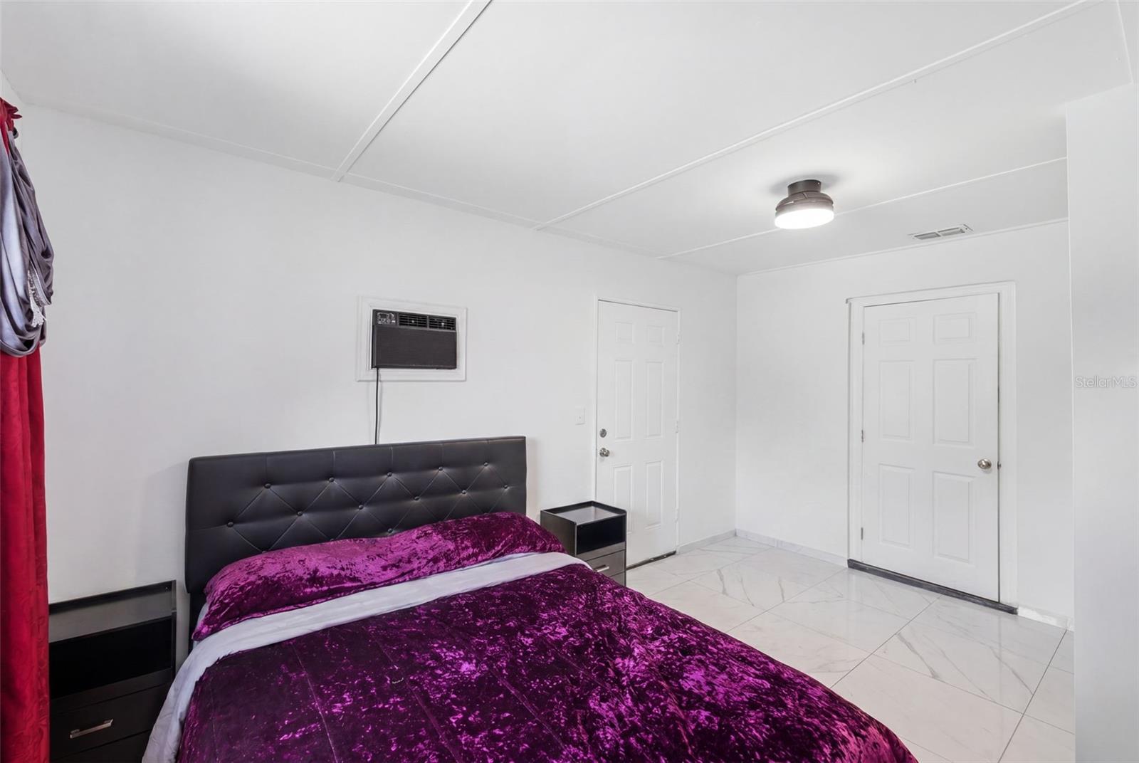 EASY ACRES - Residential