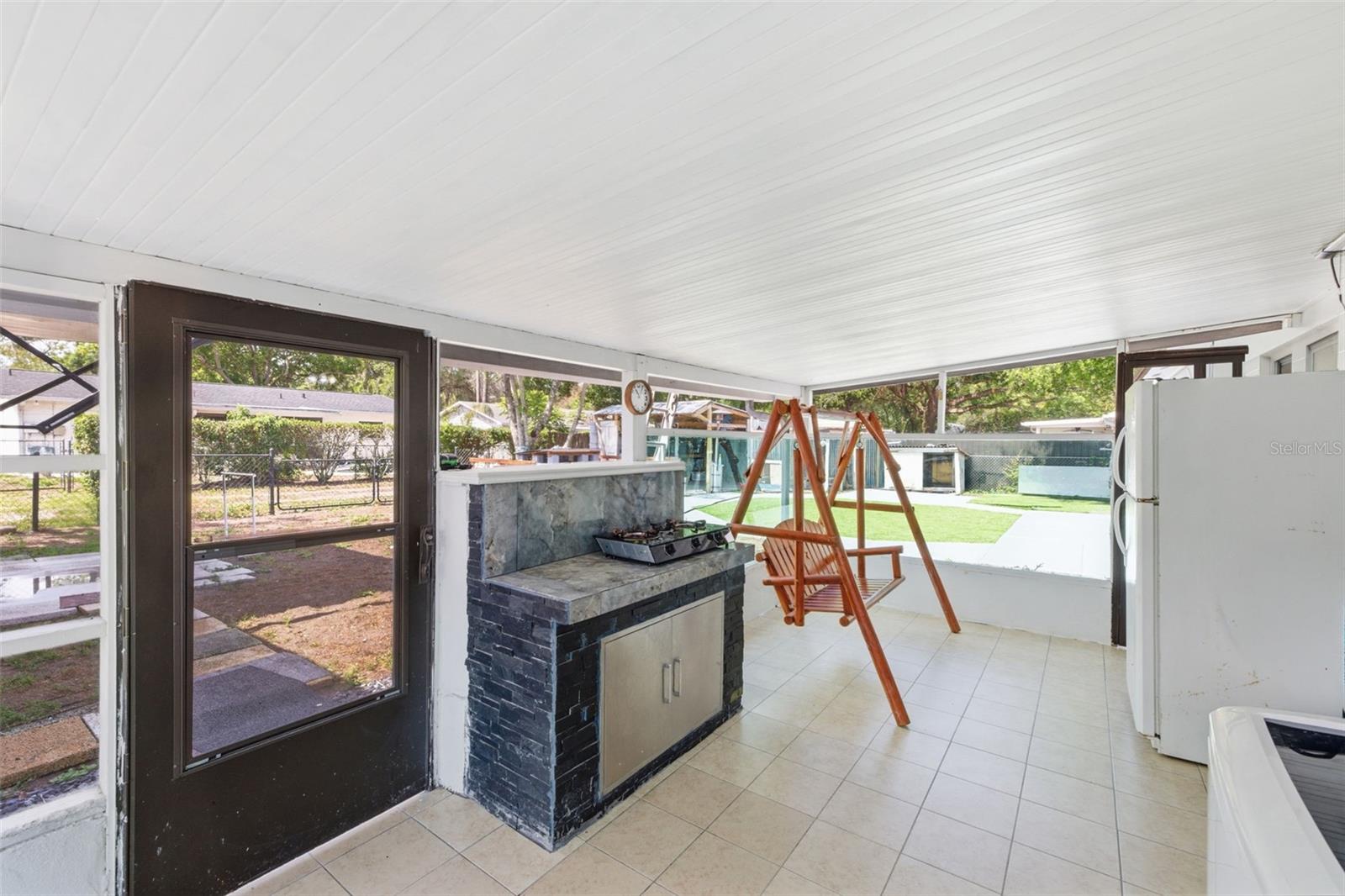 EASY ACRES - Residential