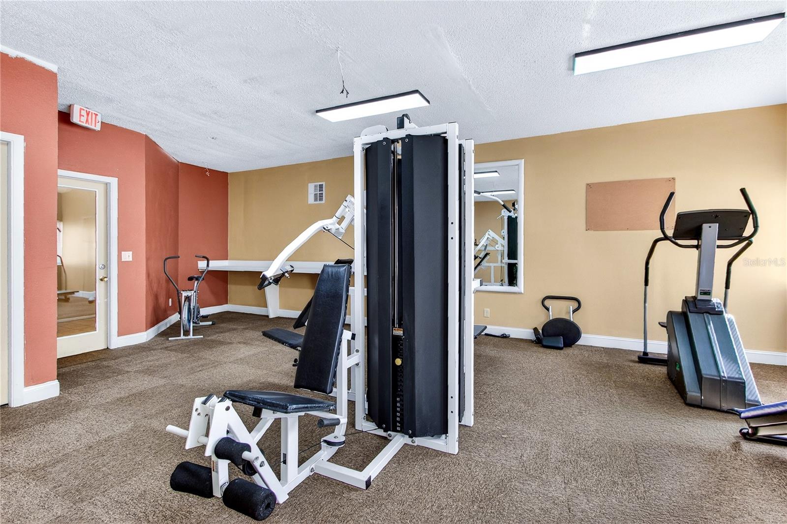 OXFORD SQUARE CONDO - Residential