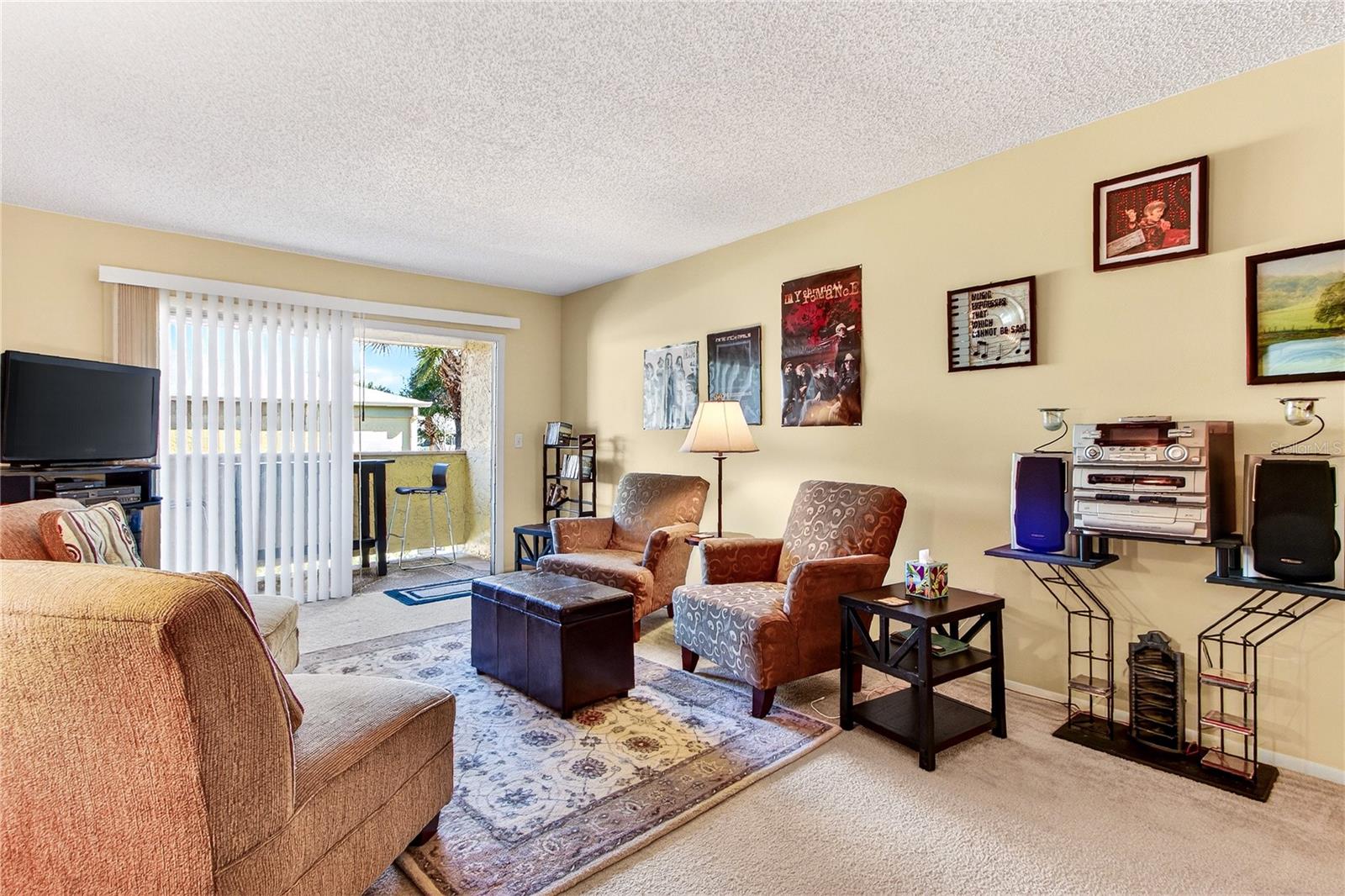 OXFORD SQUARE CONDO - Residential