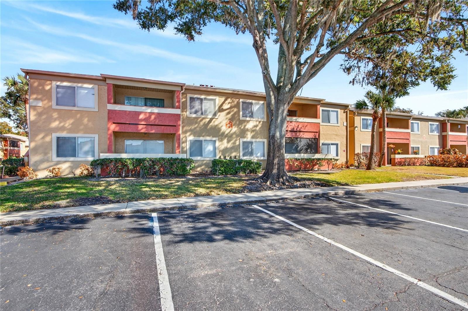 OXFORD SQUARE CONDO - Residential