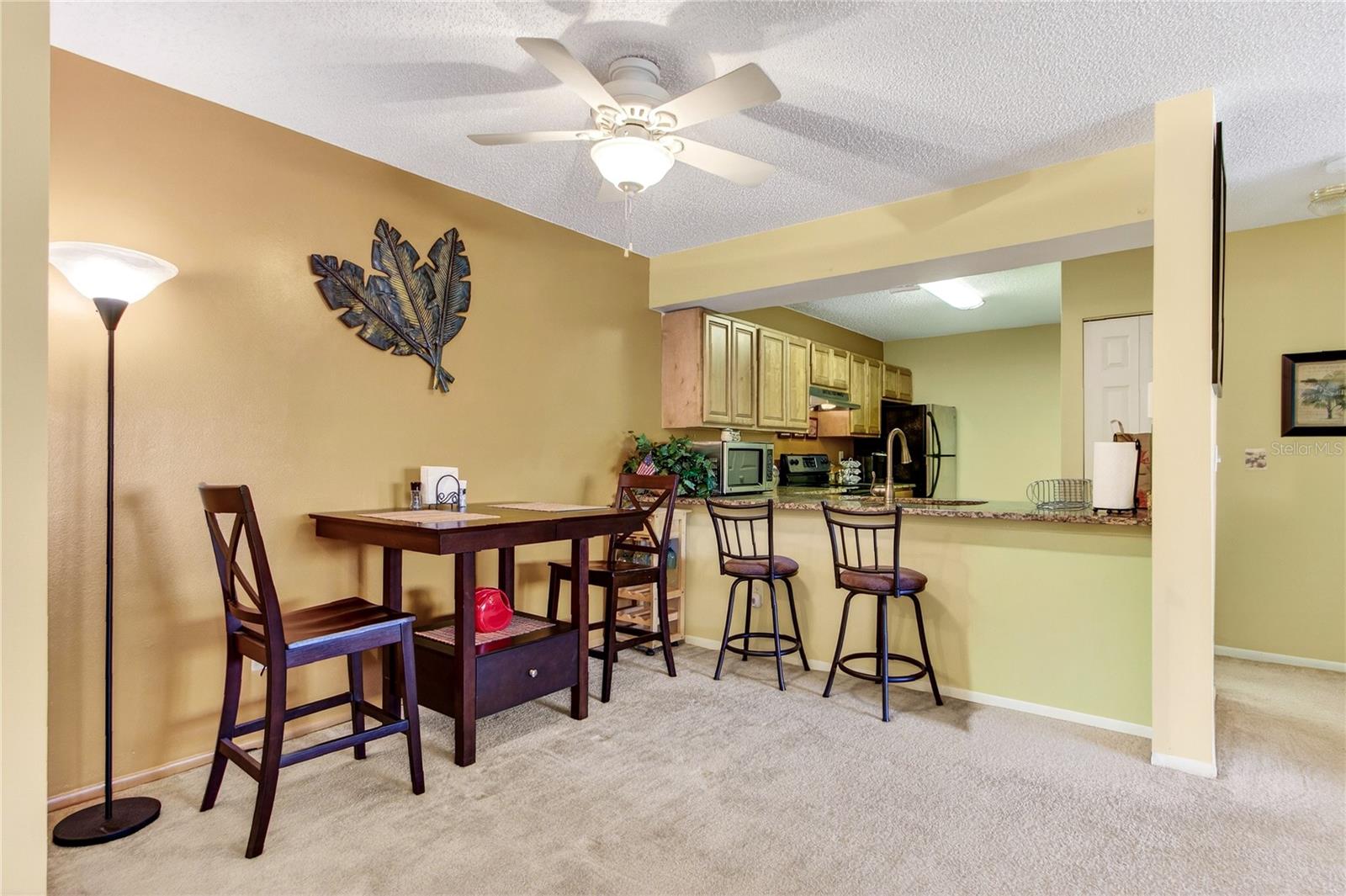 OXFORD SQUARE CONDO - Residential