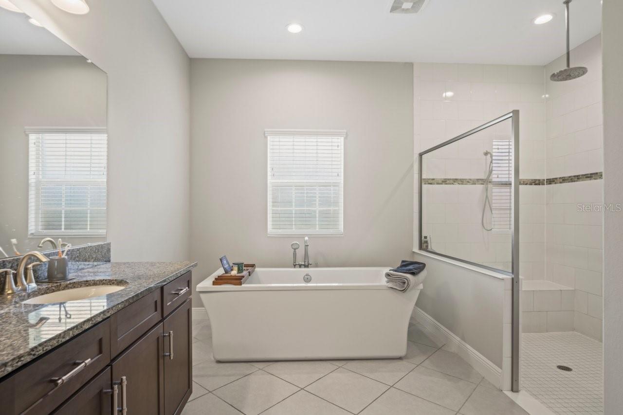 WOODLANDS/LONGLEAF - Residential