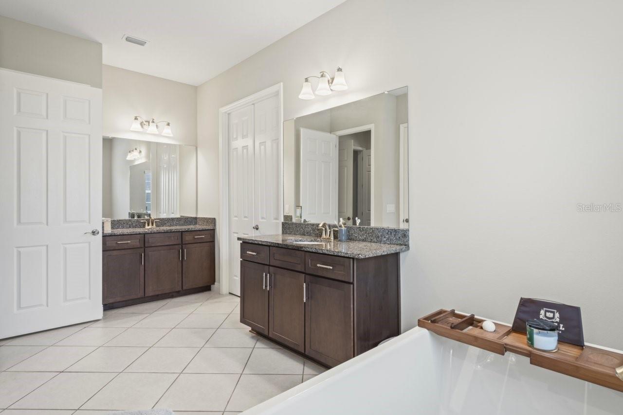 WOODLANDS/LONGLEAF - Residential