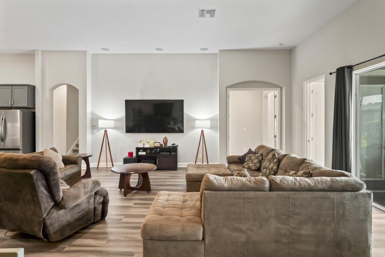 WOODLANDS/LONGLEAF - Residential