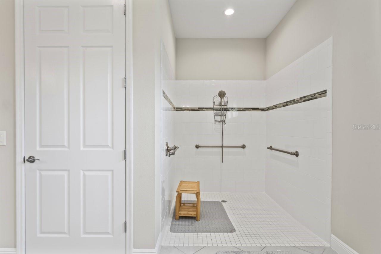 WOODLANDS/LONGLEAF - Residential