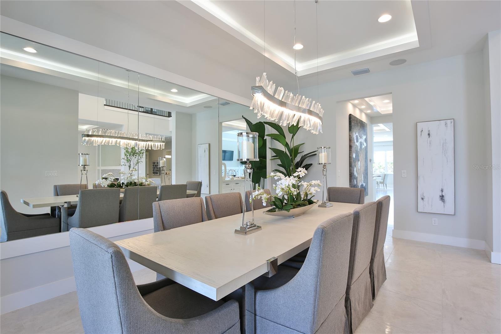 LEGENDS BAY - Residential