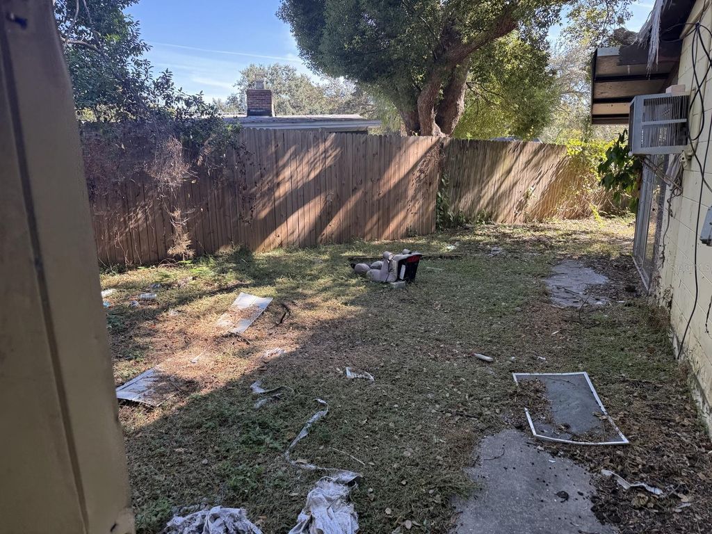 Photo of 2116 W Hiawatha Street, Tampa, FL 33604 (MLS # TB8447624)