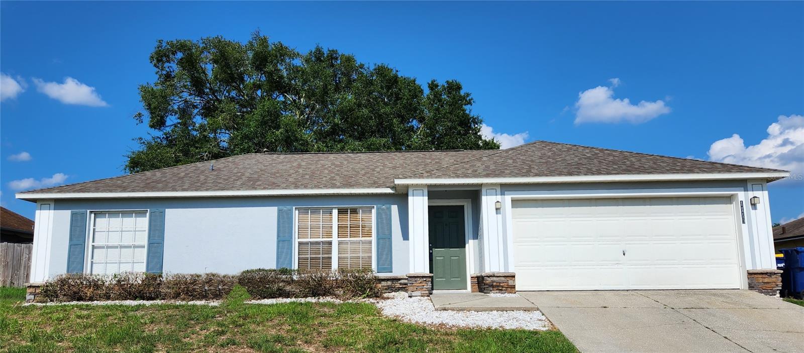 Freshly Updated 3-Bedroom Home with Shaded Backyard in Prime Minneola Location
Step inside this beautifully maintained 3-bedroom, 2-bath home where comfort meets convenience. Recently refreshed, the interior features a clean, modern look with freshly painted walls and brand-new carpet in all bedrooms. The well-designed split floor plan provides both privacy and functionality, with a spacious primary suite on one side of the home and two additional bedrooms on the other.
The large backyard is a true highlight, offering plenty of room for outdoor activities and relaxation beneath the cooling shade of two mature oak trees—perfect for weekend barbecues or simply unwinding after a long day.
Situated in the highly sought-after Lake Minneola High School district, this home is surrounded by everyday conveniences. You’ll be just minutes from a Publix-anchored shopping center, banks, restaurants, and the iconic Citrus Tower. Orlando Health Hospital, the National Training Center, public parks, golf courses, and Clermont’s popular Waterfront Park are all nearby, offering endless recreation and fitness opportunities.
For commuters, this home’s location is unbeatable. It’s only moments from U.S. 27, State Road 50, and the Florida Turnpike, providing quick access to downtown Orlando, Disney World, and Orlando International Airport.
This home offers the perfect combination of location, comfort, and lifestyle—don’t miss your chance to rent it! Note: Background and Credit Check required.