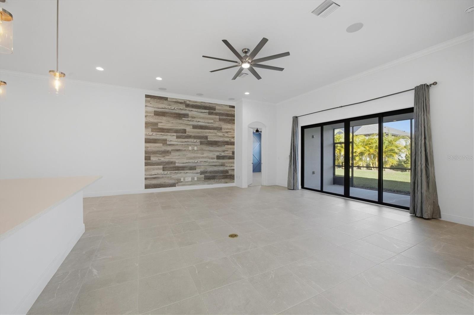 CROSSCREEK PH I SUBPH B & C - Residential