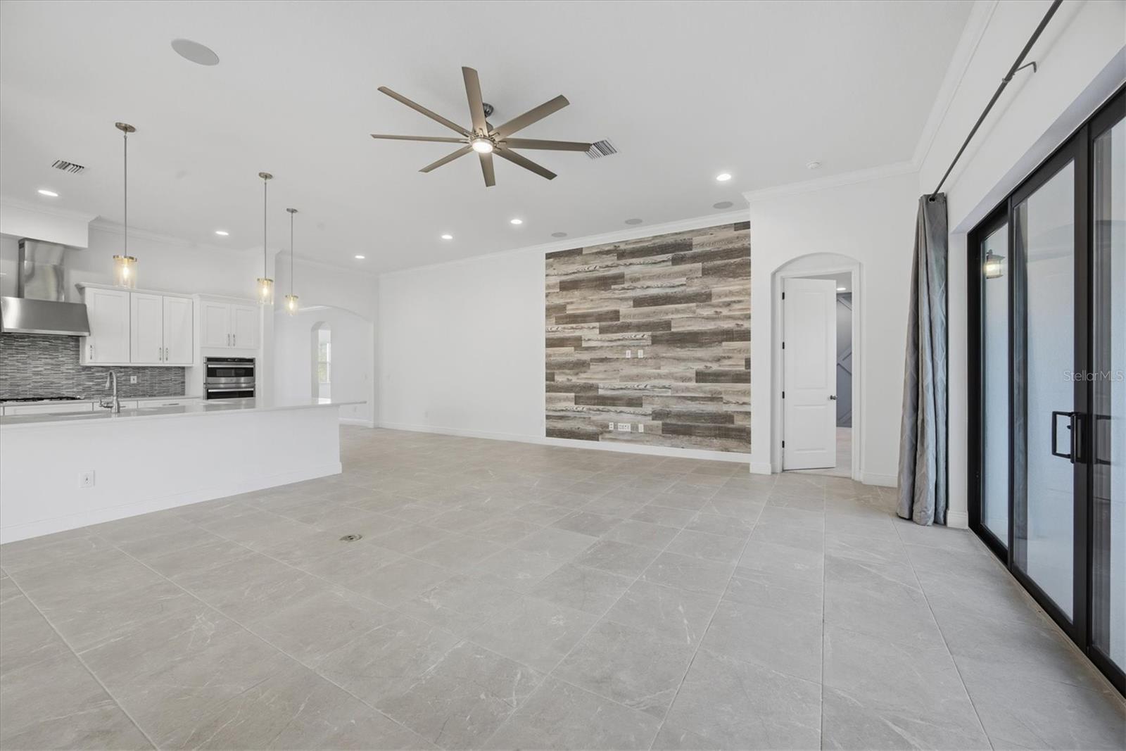 CROSSCREEK PH I SUBPH B & C - Residential