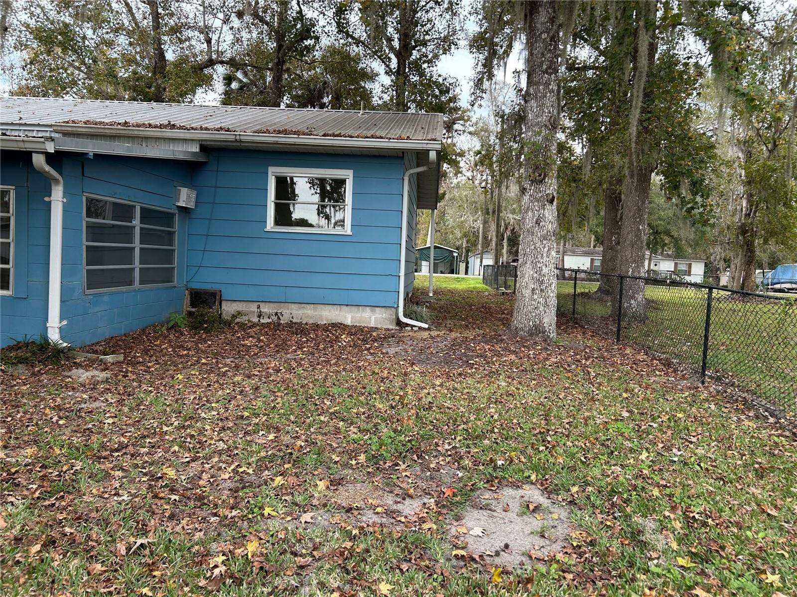 HOLIDAY HAVEN CAMPSITES UN #3 - Residential