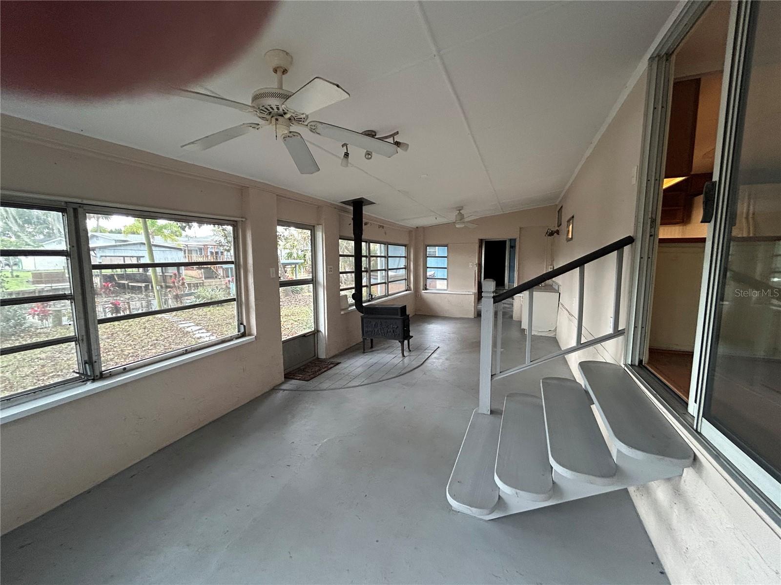 HOLIDAY HAVEN CAMPSITES UN #3 - Residential