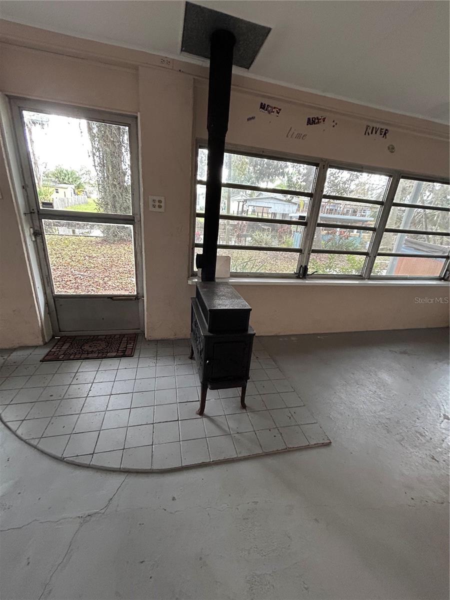 HOLIDAY HAVEN CAMPSITES UN #3 - Residential