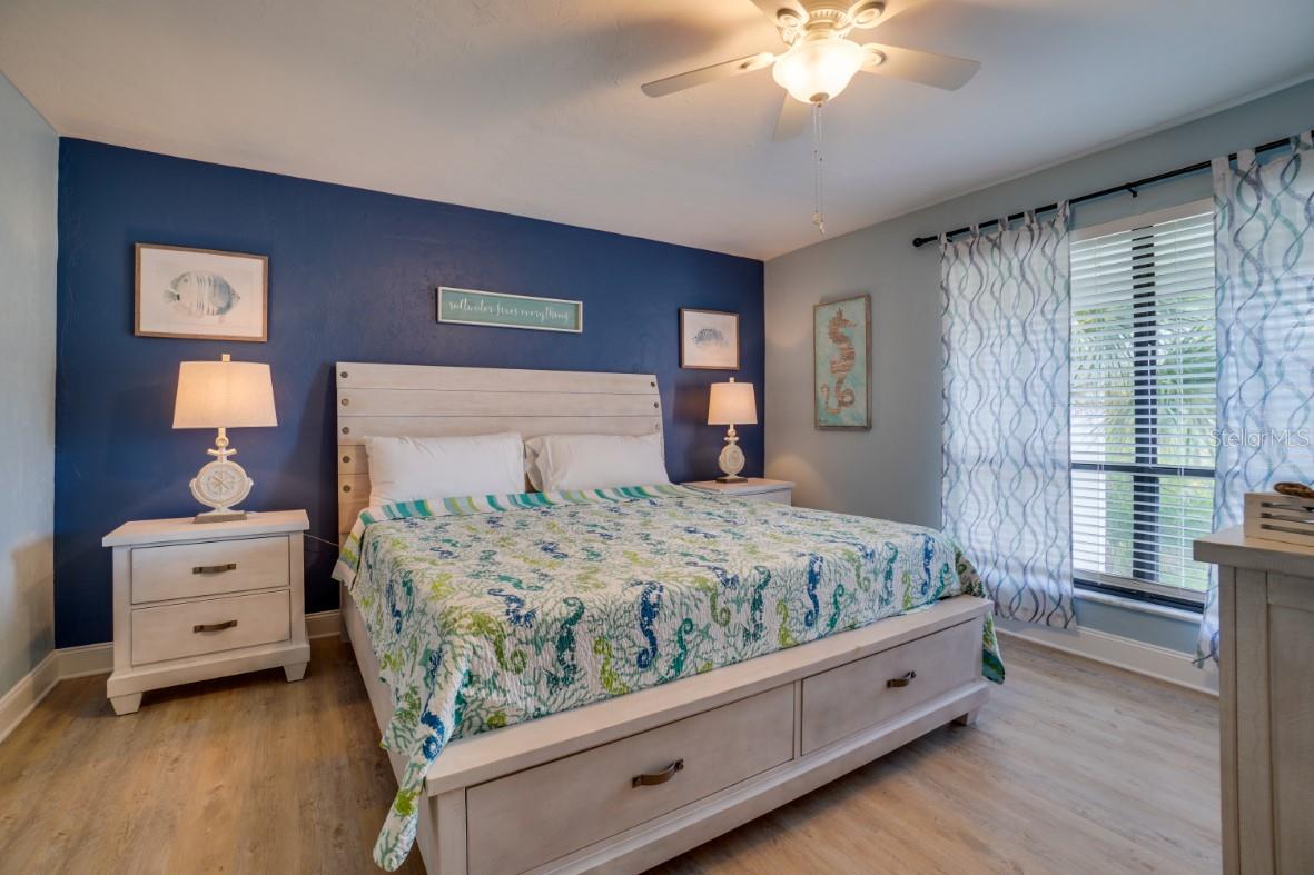 RUNAWAY BAY - Residential