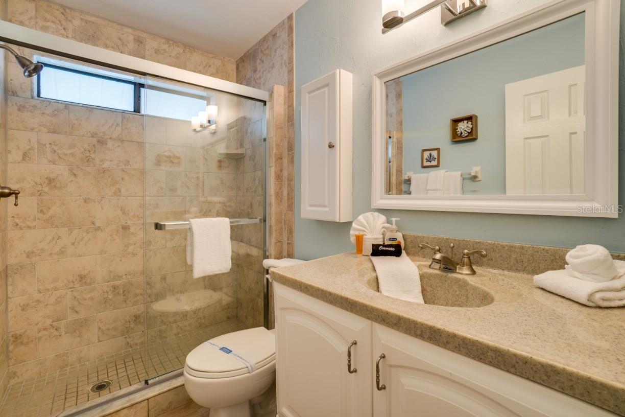 RUNAWAY BAY - Residential