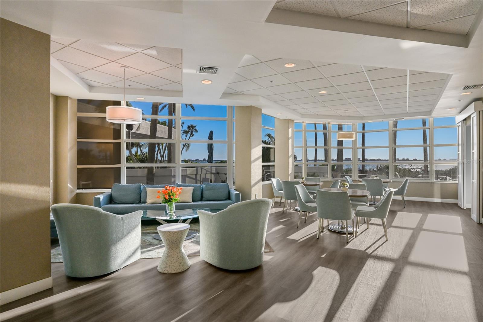 CONDO ON THE BAY TOWER II - Residential