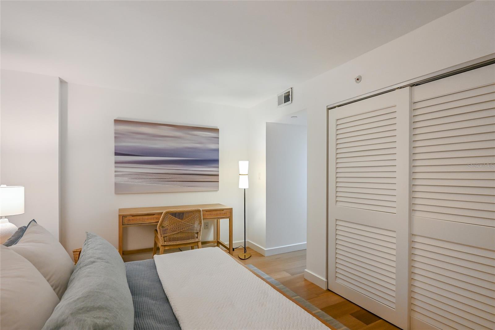 CONDO ON THE BAY TOWER II - Residential