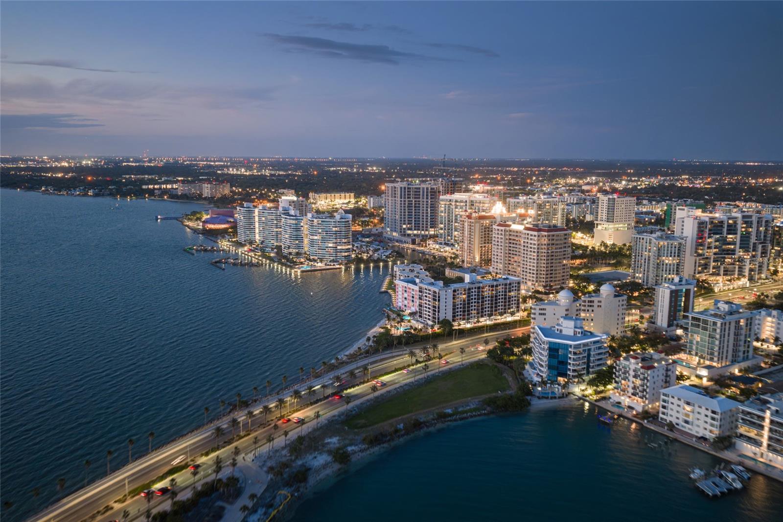CONDO ON THE BAY TOWER II - Residential
