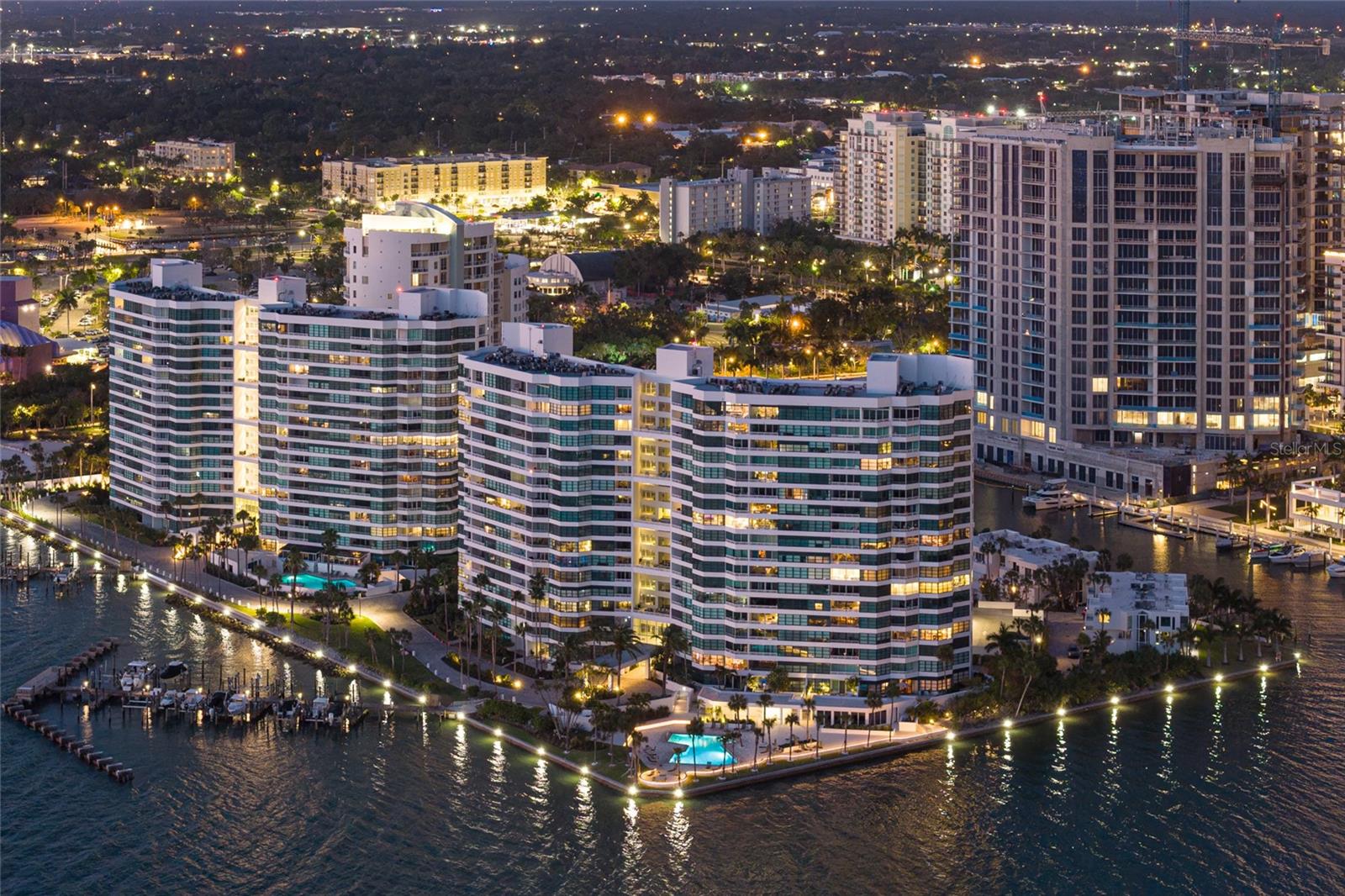 CONDO ON THE BAY TOWER II - Residential
