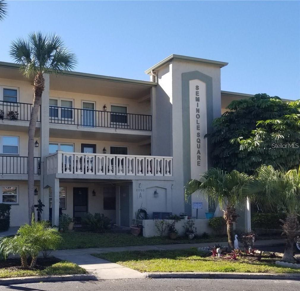 SEMINOLE SQUARE APTS - Residential