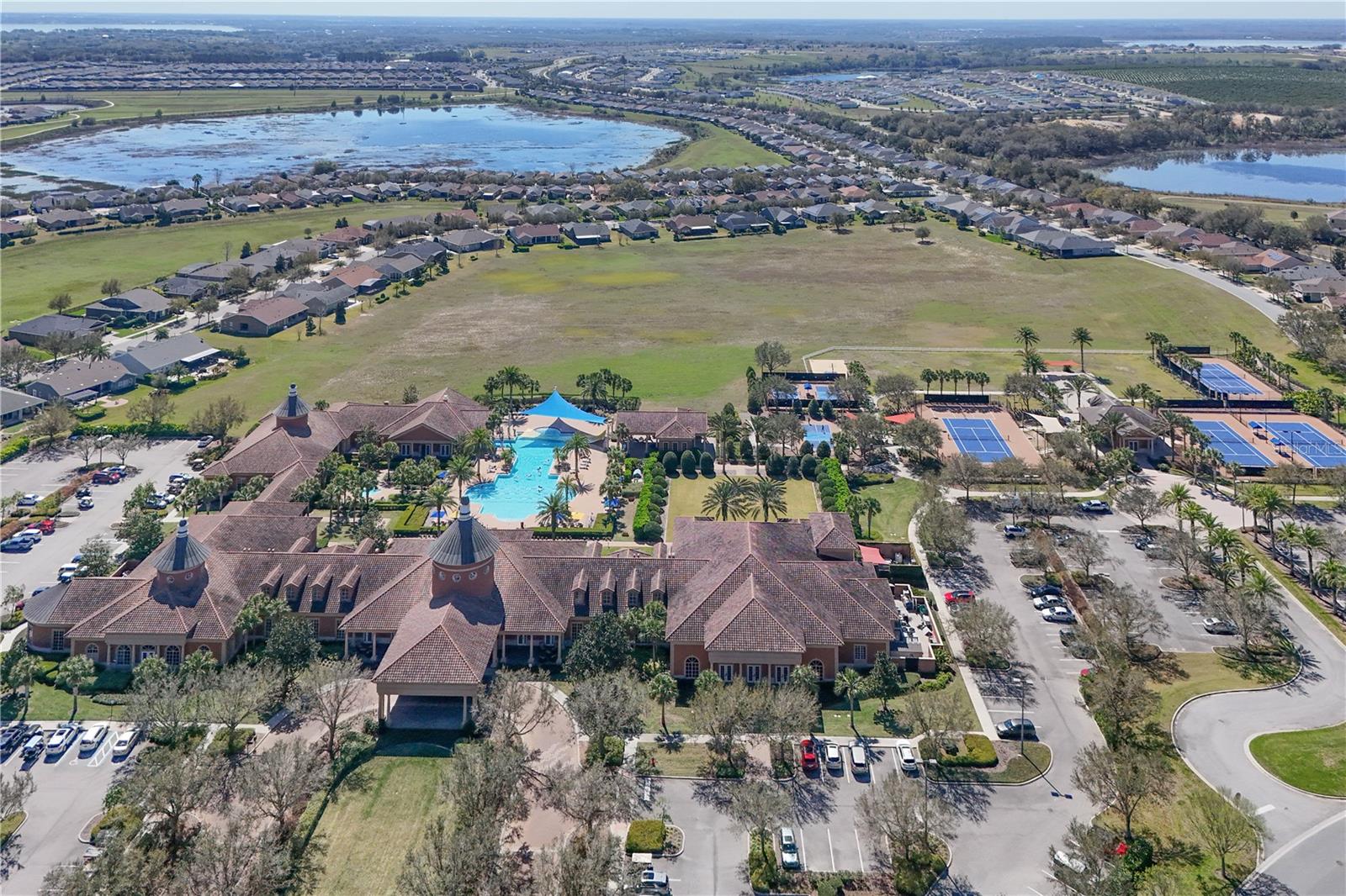 CASCADES OF PHASE 1 #2000 - Residential