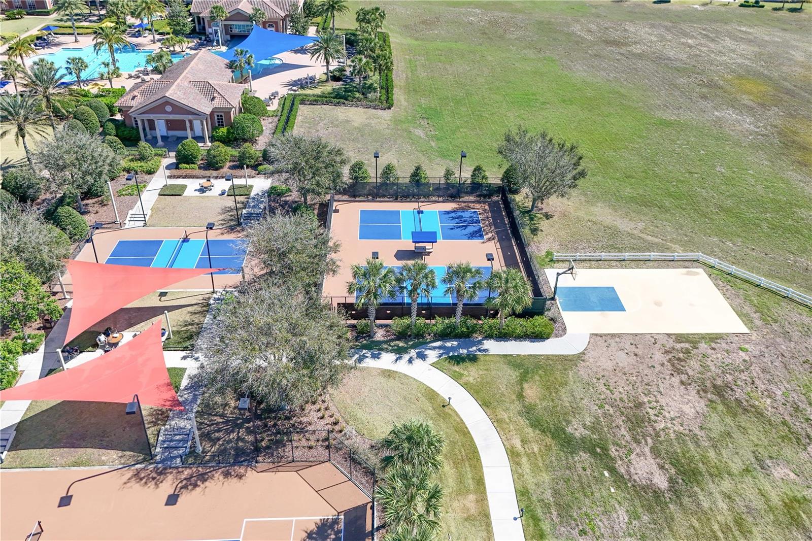 CASCADES OF PHASE 1 #2000 - Residential