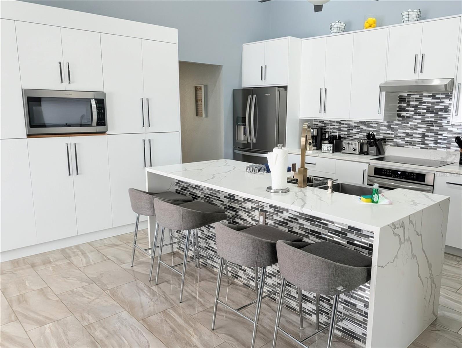 SOUTHERN DUNES ESTATES ADD - Residential Lease