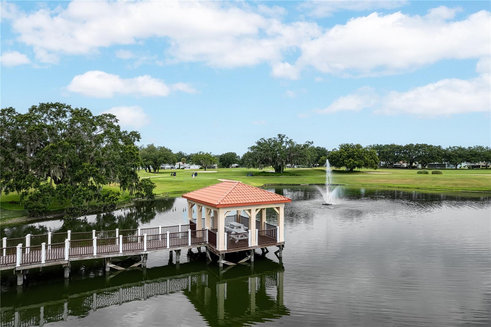 LADY LAKE ORANGE BLOSSOM GARDENS UNIT 07 - Residential